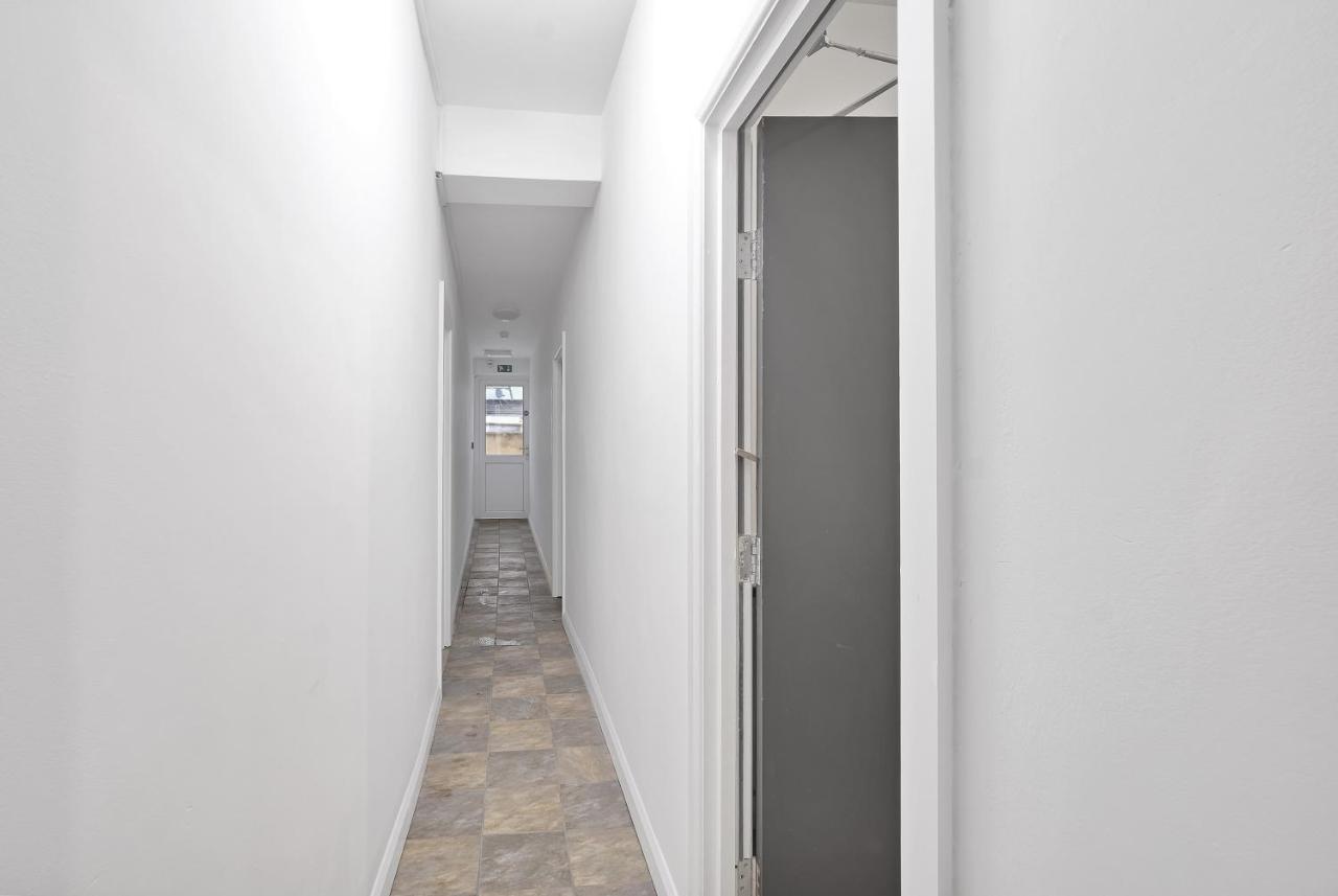 Harrow on the Hill Fernbank Rooms Sudbury Hill, Harrow, Self-Contained Studios With En-Suite المظهر الخارجي الصورة