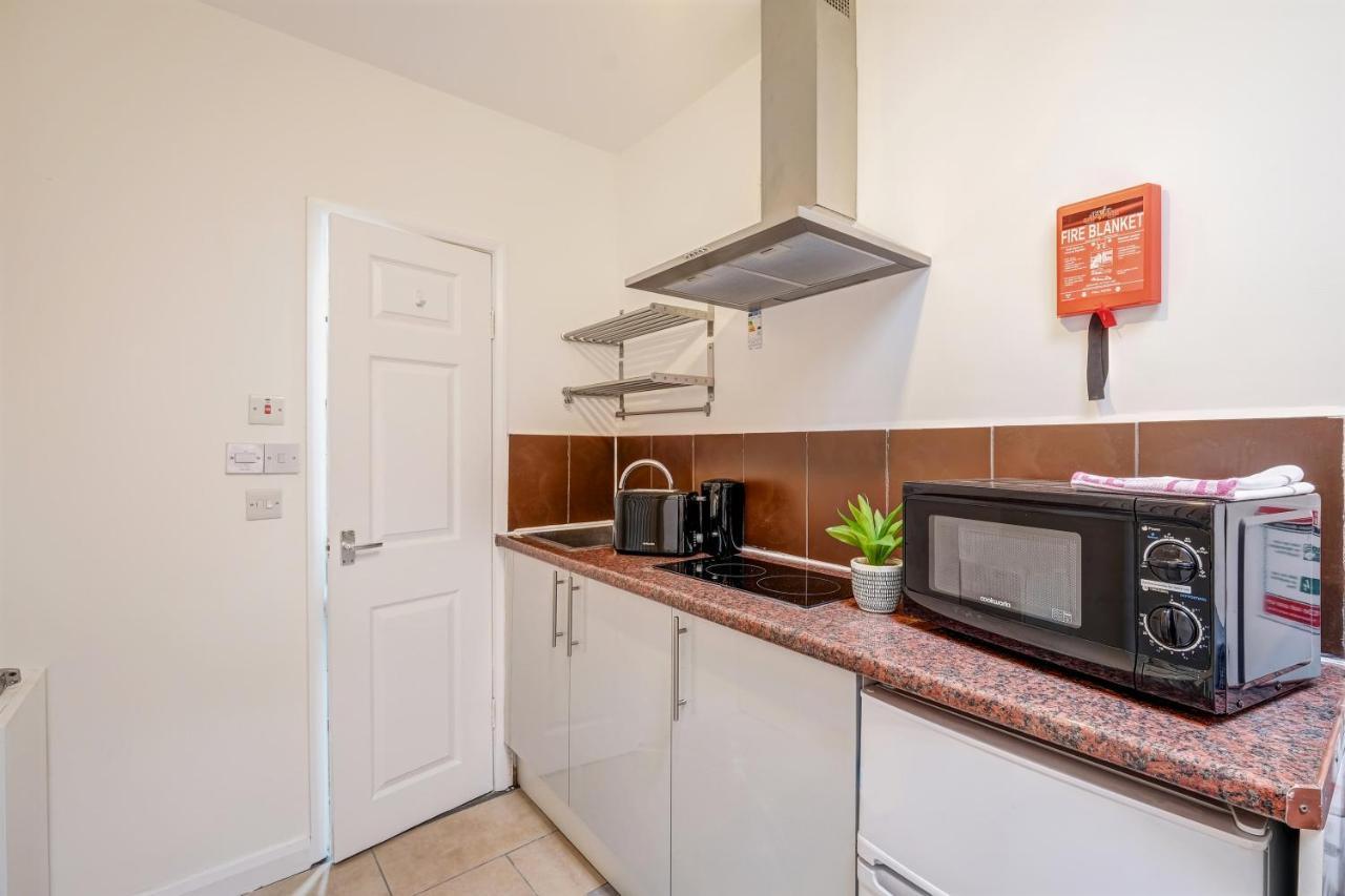Harrow on the Hill Fernbank Rooms Sudbury Hill, Harrow, Self-Contained Studios With En-Suite المظهر الخارجي الصورة