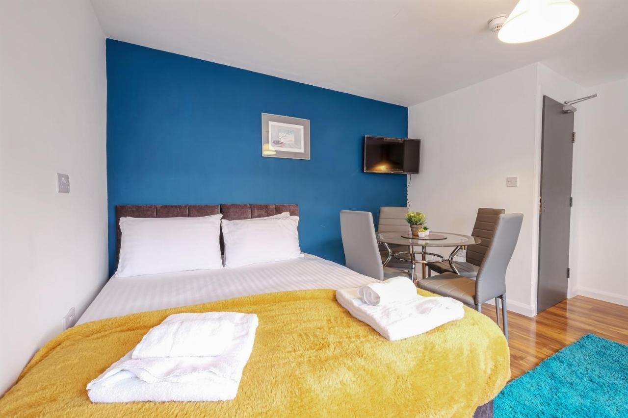 Harrow on the Hill Fernbank Rooms Sudbury Hill, Harrow, Self-Contained Studios With En-Suite المظهر الخارجي الصورة